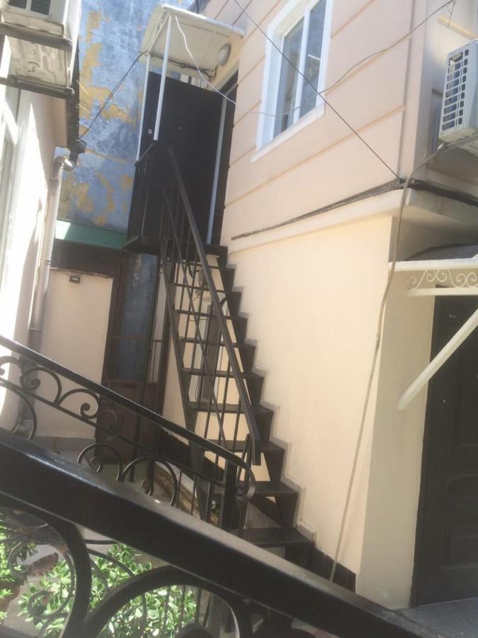 Batumi Guesthouse 28A Zewnętrze zdjęcie