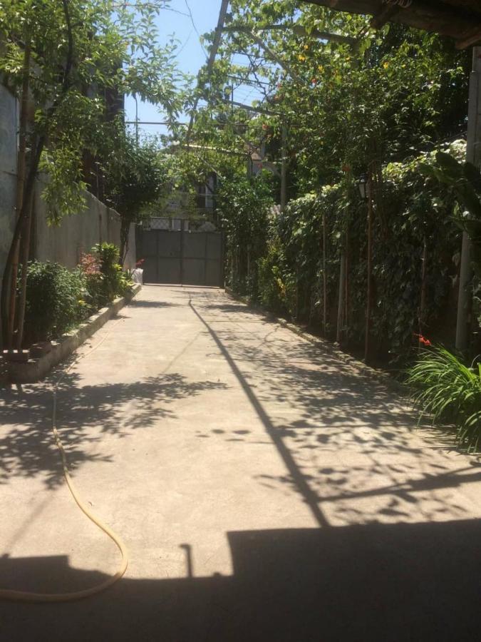 Batumi Guesthouse 28A Zewnętrze zdjęcie