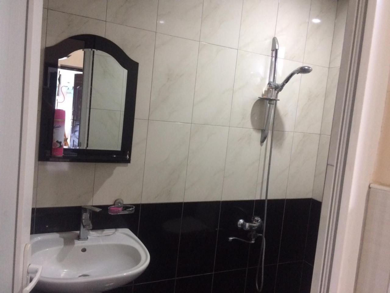 Batumi Guesthouse 28A Zewnętrze zdjęcie
