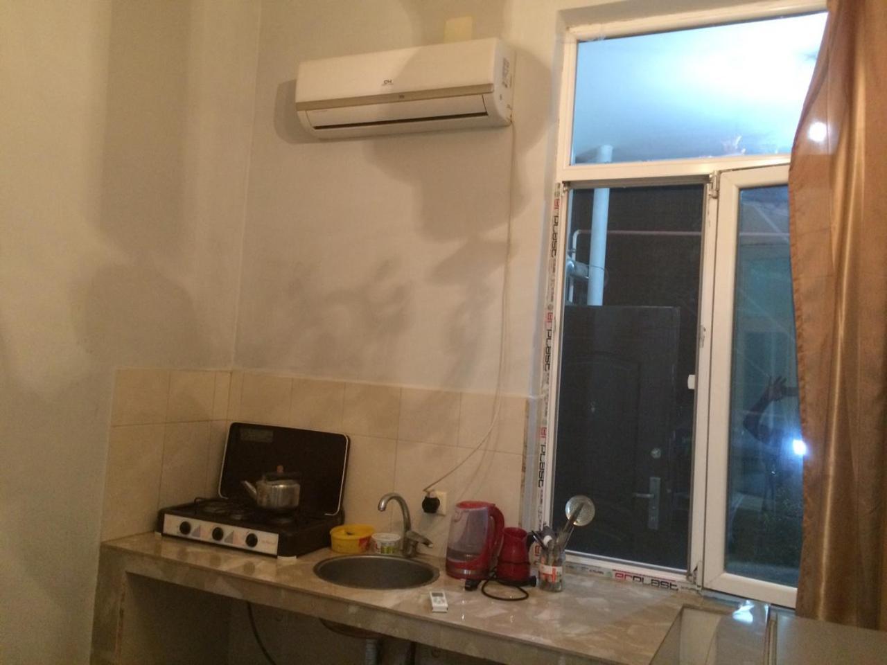 Batumi Guesthouse 28A Zewnętrze zdjęcie