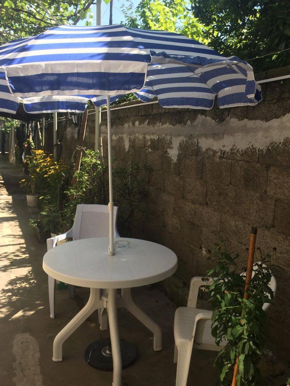 Batumi Guesthouse 28A Zewnętrze zdjęcie