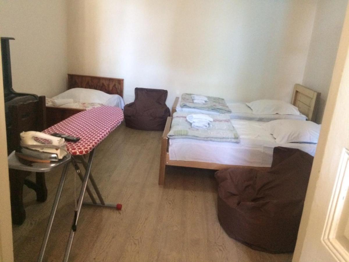 Batumi Guesthouse 28A Zewnętrze zdjęcie
